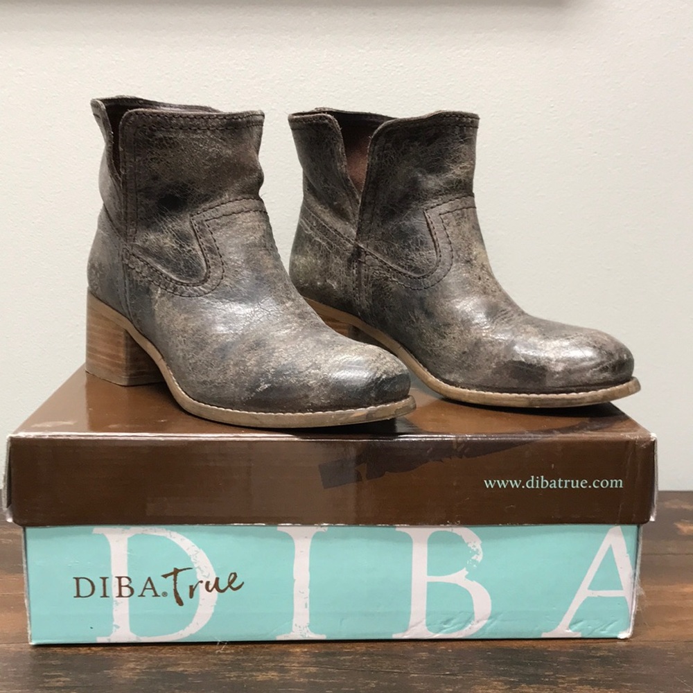 Diba Walnut Grove Charcoal Ankle Boot